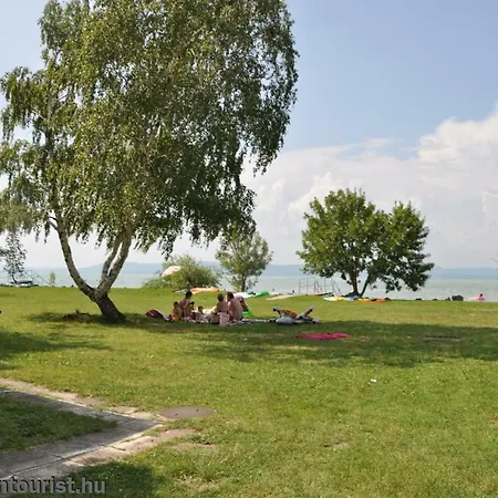 Campsite Balatontourist Vadvirag Camping & Bungalows *