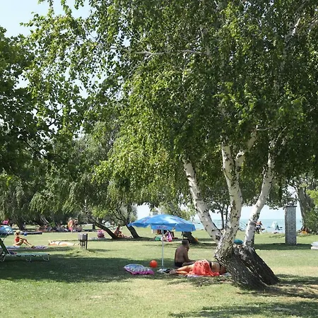 Balatontourist Vadvirag Camping & Bungalows
